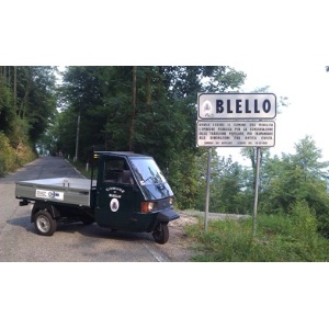 Anche a Blello è arrivato l'Ape Piaggio, grazie al contributo BIM di Bergamo