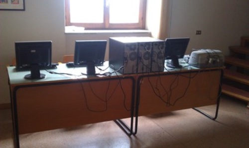 Apertura al martedì e venerdì Internet point dalle 15 alle 18 Uffici Comunali