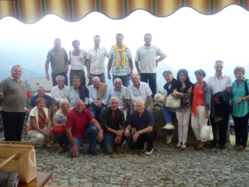 Gruppo di amici in visita a Blello ricevuti dal Sindaco Mazzucotelli Luigi